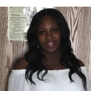 Meet your Posher, Lateisha